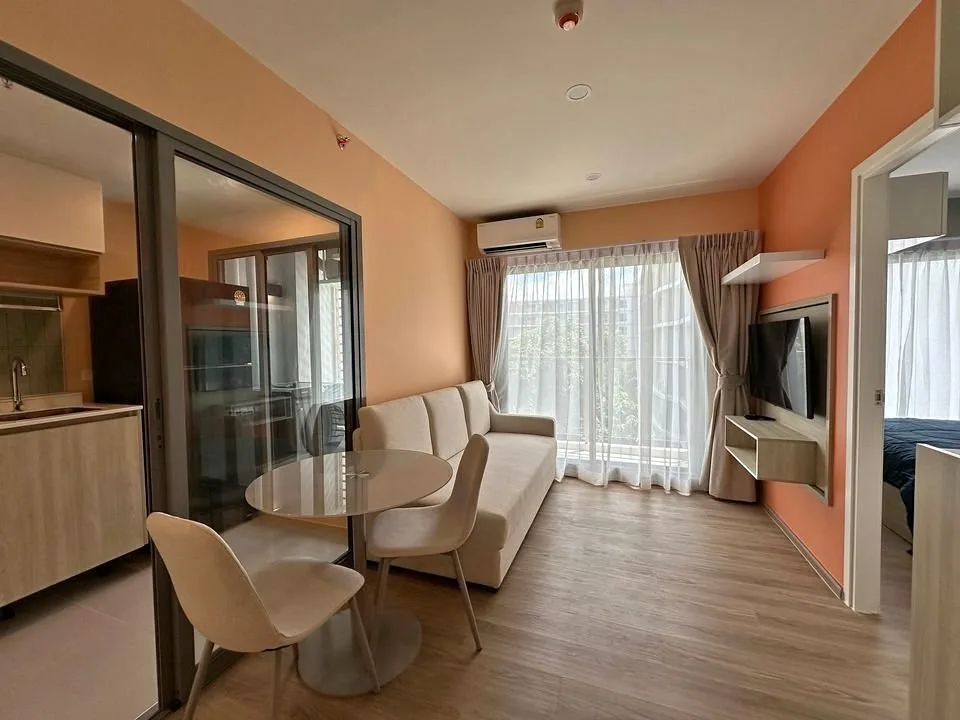 Moderno apartamento de 1 dormitorio y 1 baño en Phyll Phuket