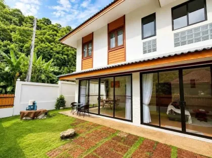 Geräumiges 3-Schlafzimmer Strandhaus zur Miete nahe Surin Beach