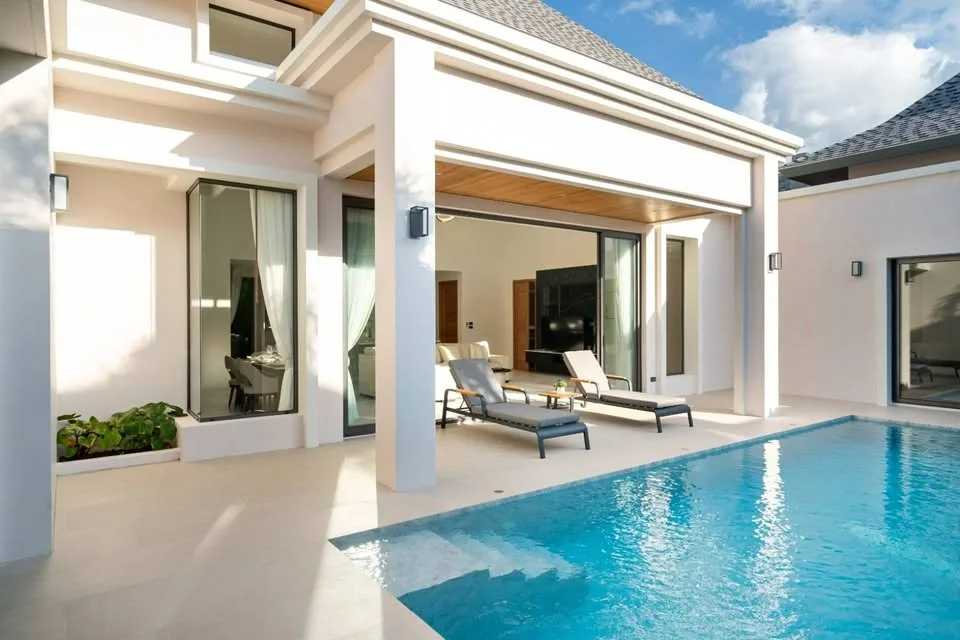 Villa moderna de lujo con piscina 3 habitaciones en Bang Tao, Phuket