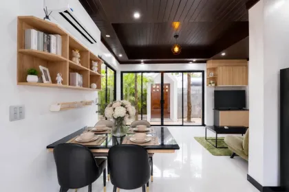Villa independiente de 3 habitaciones con piscina privada en Thalang