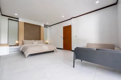 Villa independiente de 3 habitaciones con piscina privada en Thalang