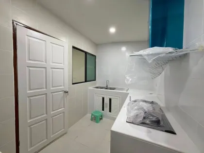 Maison en rangée 2 chambres, 2 salles de bain à louer à Kathu, Phuket