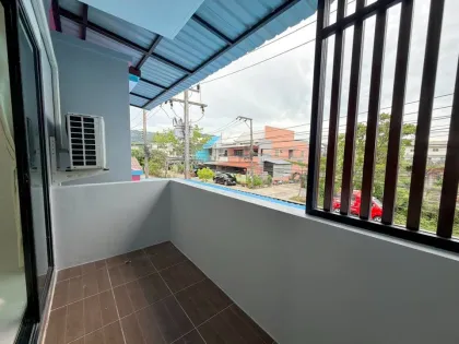 Maison en rangée 2 chambres, 2 salles de bain à louer à Kathu, Phuket