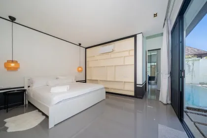 Villa con piscina de 2 dormitorios en alquiler en Cherng Talay, Phuket