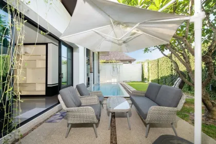 Villa con piscina de 2 dormitorios en alquiler en Cherng Talay, Phuket