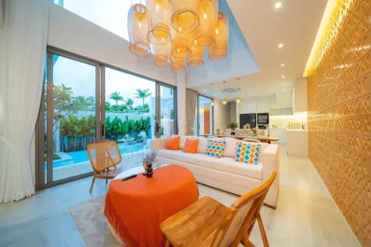 Zu Vermieten | Moderne Privatvilla mit Pool in Pasak, Bang Tao