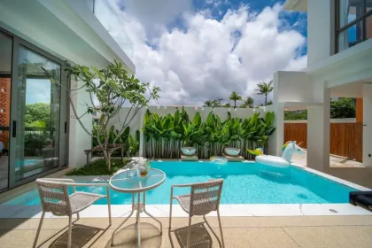 Zu Vermieten | Moderne Privatvilla mit Pool in Pasak, Bang Tao