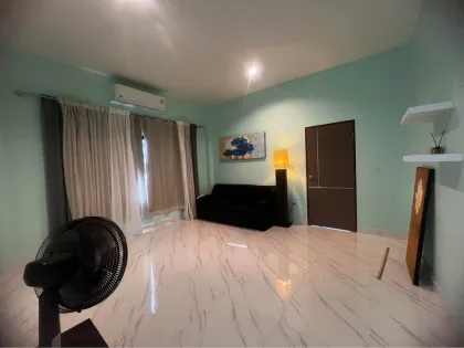 Duplex-Wohnung mit 1 Schlafzimmer in Rawai zu vermieten