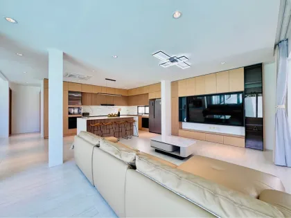 Villa moderne de luxe avec piscine neuve, 4 chambres 4 salles de bain à Rawai