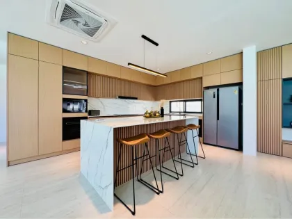 Villa moderne de luxe avec piscine neuve, 4 chambres 4 salles de bain à Rawai