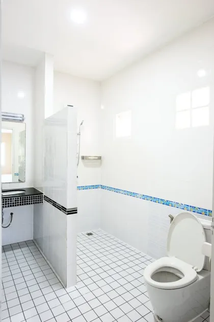 Geräumige 4-Zimmer-Familienvilla zur Miete in Chalong