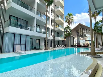 Apartamento 1 Dormitorio 1 Baño con Acceso a Piscina en Palmyrah Surin Beach