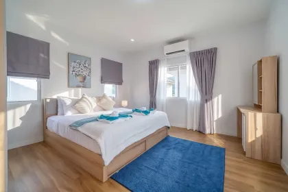 Geräumige 4-Schlafzimmer- und 3-Badezimmer-Villa zur Miete in Mana Kathu Lake