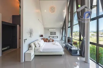 Moderne Loft-Villa mit 3 Schlafzimmern, 4 Bädern und privatem Pool