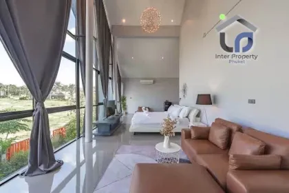 Moderne Loft-Villa mit 3 Schlafzimmern, 4 Bädern und privatem Pool
