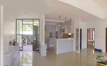 Luxus-See-Poolvilla zur Miete in Sabai Village 2, Kathu