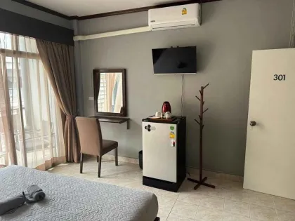 1-Bedroom, 1-Bathroom Apartment for Monthly Rent near Jungceylon, Kathu