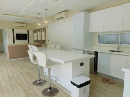 Villa con piscina privada en alquiler en Nai Harn, Phuket
