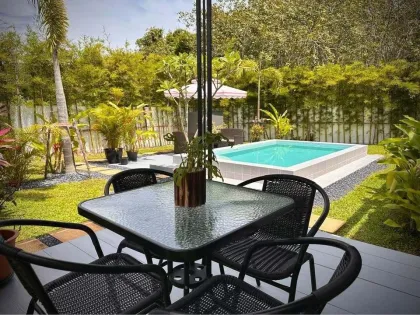 Villa avec piscine acceptant les animaux à louer à Thalang