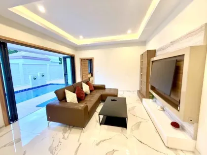 Villa Moderne avec Piscine 2 Chambres 3 Salles de Bain à Chalong