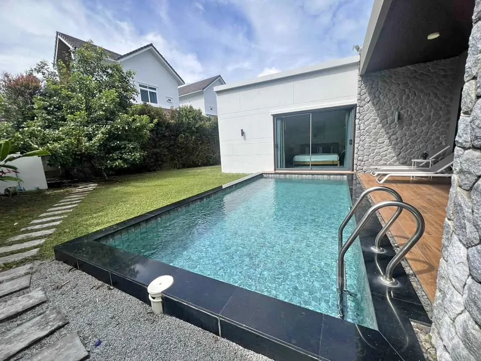 2-Bedroom 2-Bath Pool Villa for Rent in Quiet Chalong Area