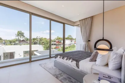 Exclusive Luxury Pool Villa with 4 Beds and 5 Baths for Rent in Rawai Phuket
