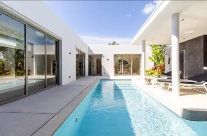 Exclusive Luxury Pool Villa with 4 Beds and 5 Baths for Rent in Rawai Phuket