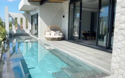 Luxus 3-Zimmer Villa mit Bergblick zur Miete im Zentrum von Phuket
