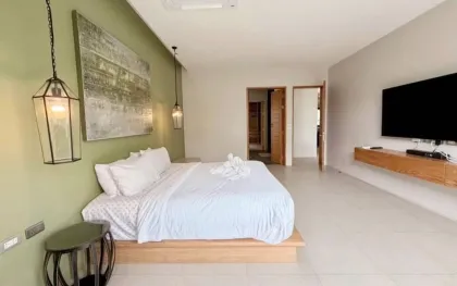 Luxus 3-Zimmer Villa mit Bergblick zur Miete im Zentrum von Phuket