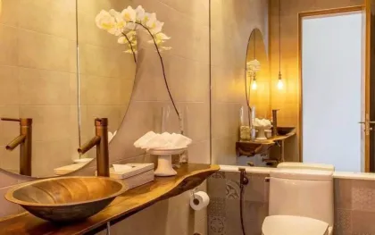 Luxus 3-Zimmer Villa mit Bergblick zur Miete im Zentrum von Phuket