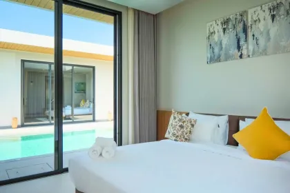 Brand-New 3-Bedroom Pool Villa for Rent in Palai, Chalong
