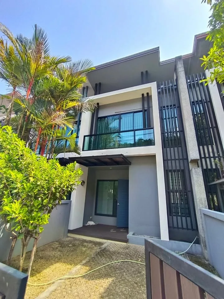 House for Rent with 2 Bedrooms and 2 Bathrooms in Phuket Town