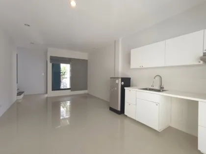 House for Rent with 2 Bedrooms and 2 Bathrooms in Phuket Town