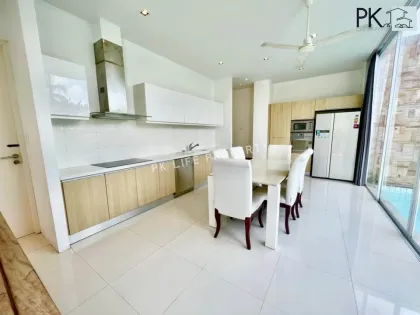 Familienvilla mit 4 Schlafzimmern und Pool zur Miete in Koh Kaew