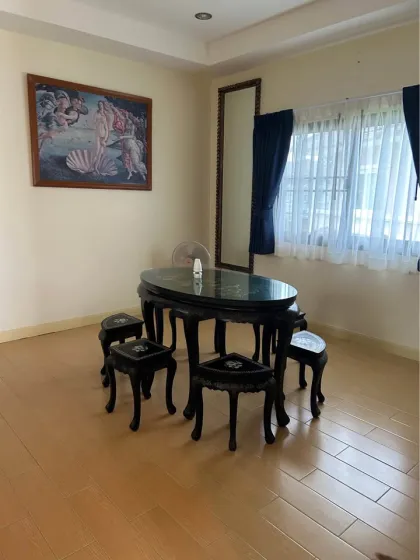 Дом с 3 спальнями и 2 ванными комнатами для аренды в Land & Houses Village, Чалонг