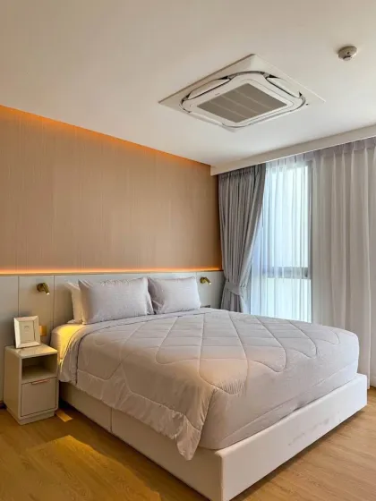 Luxury 2-Bedroom Waterfront Residence for Rent at The AQUA