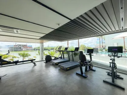 Luxury 2-Bedroom Waterfront Residence for Rent at The AQUA