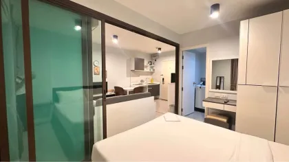 อพาร์ตเมนต์ 1 ห้องนอน มองเห็นสระว่ายน้ำ ให้เช่า ที่ Zcape 3
