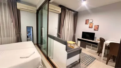 อพาร์ตเมนต์ 1 ห้องนอน มองเห็นสระว่ายน้ำ ให้เช่า ที่ Zcape 3
