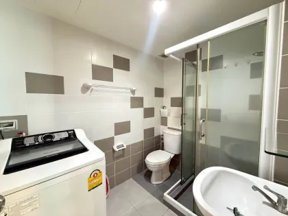 อพาร์ตเมนต์ 1 ห้องนอน มองเห็นสระว่ายน้ำ ให้เช่า ที่ Zcape 3