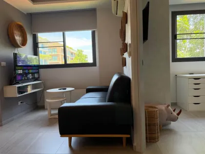 Квартира с 2 спальнями и 2 ванными в The Tower II Condo, Чалонг