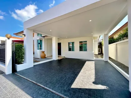 Villa amueblada de 3 dormitorios para alquiler en Phuket Villa Chao Fah 2