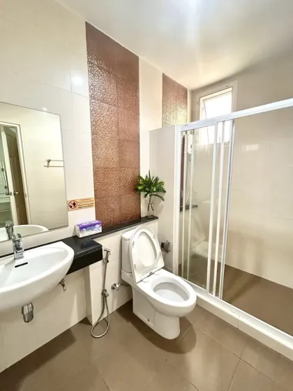 Villa amueblada de 3 dormitorios para alquiler en Phuket Villa Chao Fah 2