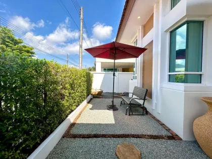 Villa amueblada de 3 dormitorios para alquiler en Phuket Villa Chao Fah 2