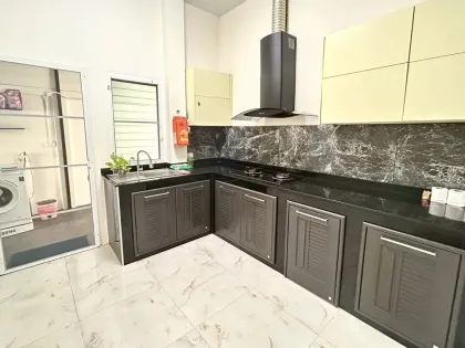 Villa amueblada de 3 dormitorios para alquiler en Phuket Villa Chao Fah 2