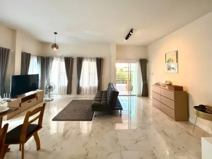 Villa amueblada de 3 dormitorios para alquiler en Phuket Villa Chao Fah 2