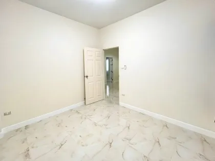 Villa amueblada de 3 dormitorios para alquiler en Phuket Villa Chao Fah 2