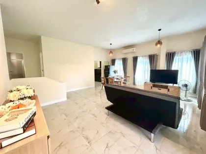 Villa amueblada de 3 dormitorios para alquiler en Phuket Villa Chao Fah 2