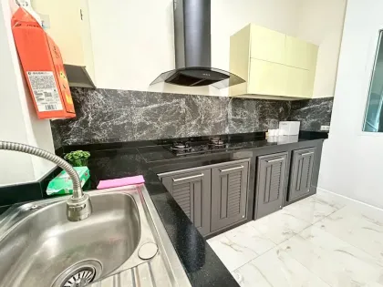Villa amueblada de 3 dormitorios para alquiler en Phuket Villa Chao Fah 2