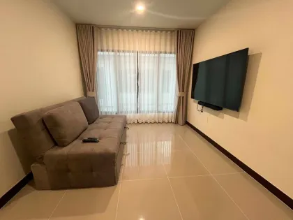 Moderne 4-Schlafzimmer-Villa zur Miete in Bangjo Baanphon, Thalang